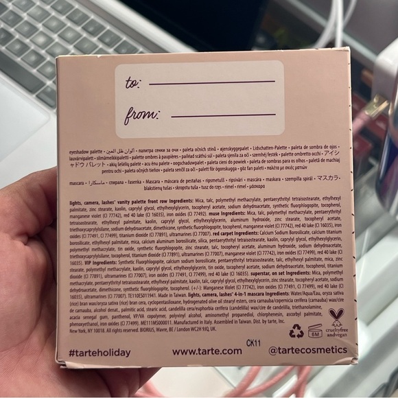 Tarte: Lights, Camera, Lashes Vanity Palette - Picture 3 of 4